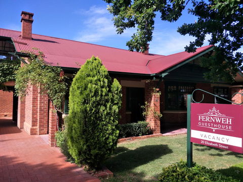 Fernweh Guesthouse - Accommodation Rockhampton 14