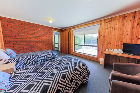Country Roads Motor Inn Naracoorte - Accommodation Rockhampton 15