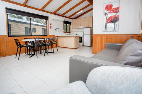 BIG4 Renmark Riverfront Holiday Park - Accommodation Rockhampton 1