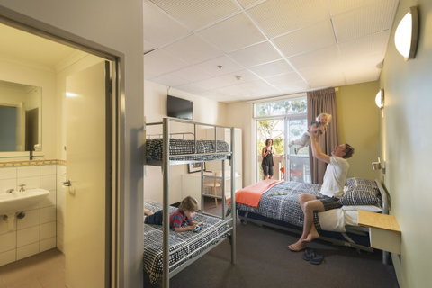 YHA Adelaide Central - Accommodation Rockhampton 37