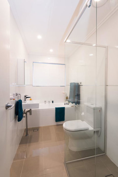 Stylish 3 Bedroom Beachview Apartment - Accommodation Rockhampton 12