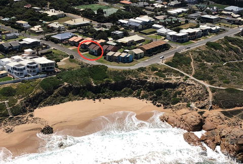Southern Sands\' Beachfront Apartment - Accommodation Rockhampton 15