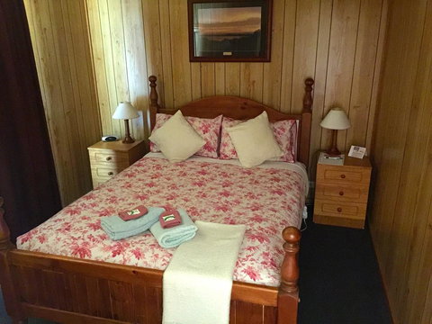 Clare Valley Cabins - Accommodation Rockhampton 6