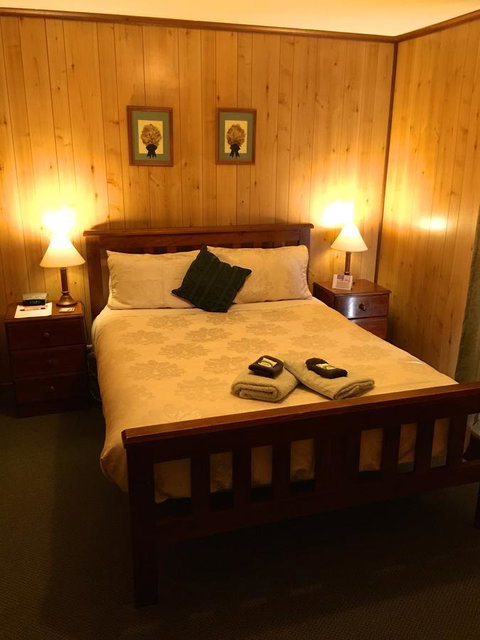 Clare Valley Cabins - Accommodation Rockhampton 11