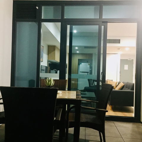 Mid City Apartment - Accommodation Rockhampton 10