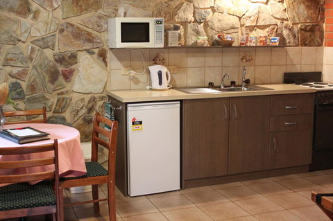 Langmeil Cottages - Accommodation Rockhampton 5