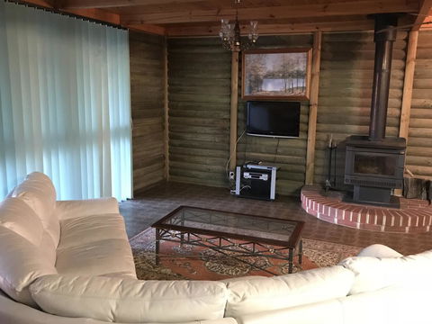 Shangri La Moonta Bay - Accommodation Rockhampton 9