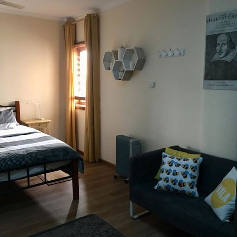 KI Dragonfly Guesthouse - Accommodation Rockhampton 30