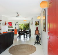 Red Door - Accommodation Rockhampton