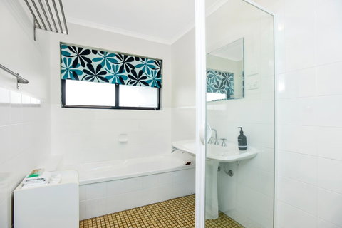Red Door - Accommodation Rockhampton 7