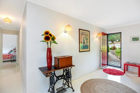 Red Door - Accommodation Rockhampton 4