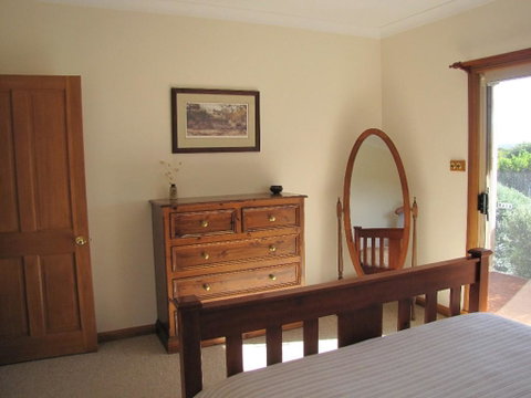 Edge Of Innes - Accommodation Rockhampton 9