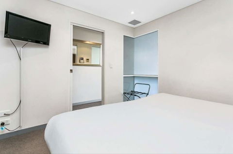 Oaks Horizon+city View+free Parking - Accommodation Rockhampton 5