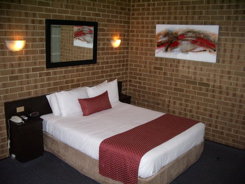 Aviators Lodge - Accommodation Rockhampton 18