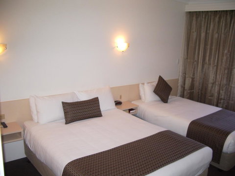 Aviators Lodge - Accommodation Rockhampton 36