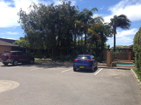 Aviators Lodge - Accommodation Rockhampton 6