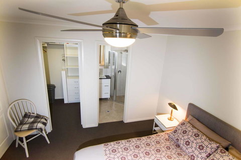 Brock's Base - Accommodation Rockhampton 10