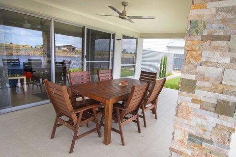 Brock's Base - Accommodation Rockhampton 2