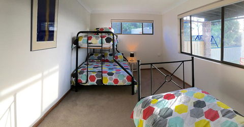 Seacroft - Accommodation Rockhampton 16