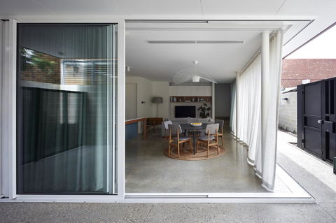 Swainson On Castle - Accommodation Rockhampton 9