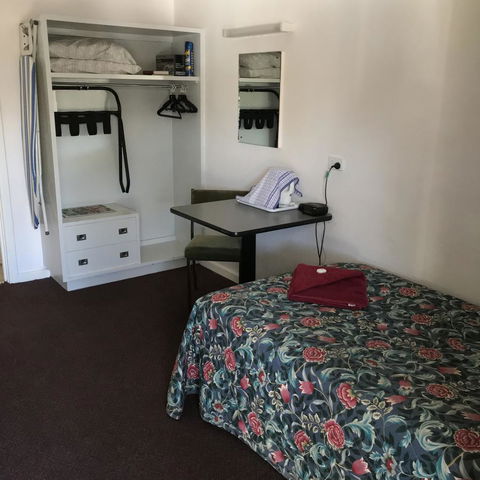 Travelway Motel - Accommodation Rockhampton 3