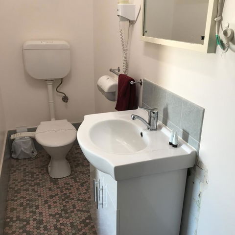 Travelway Motel - Accommodation Rockhampton 11