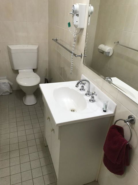 Travelway Motel - Accommodation Rockhampton 5