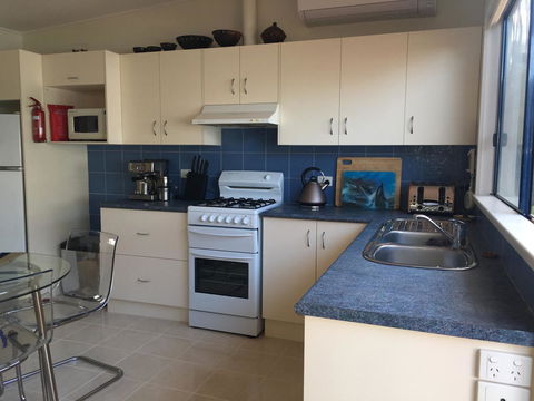 Rumah Pantai - Accommodation Rockhampton 3
