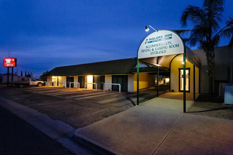 The Anglers Inn - Accommodation Rockhampton 1