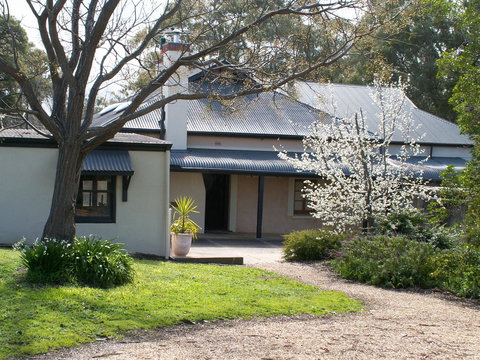 Archery Road Estate - Accommodation Rockhampton 4