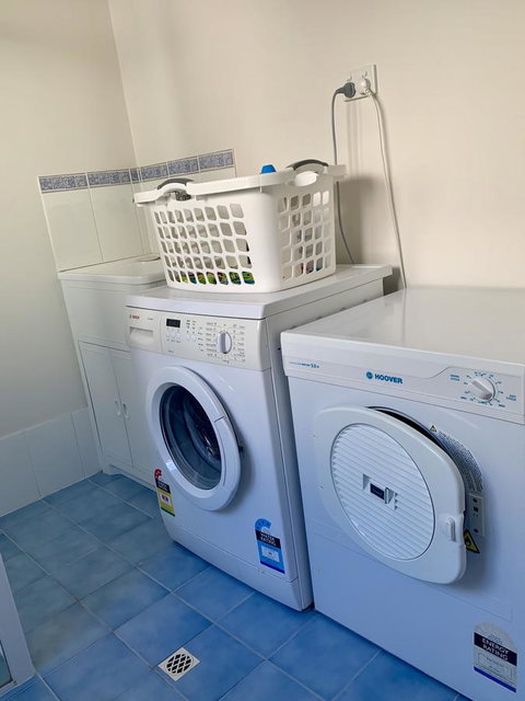 Bayview Beach House Apartment No 1 - Accommodation Rockhampton 9