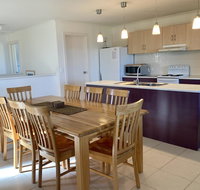 Bayview Beach House Apartment No 1 - Accommodation Rockhampton
