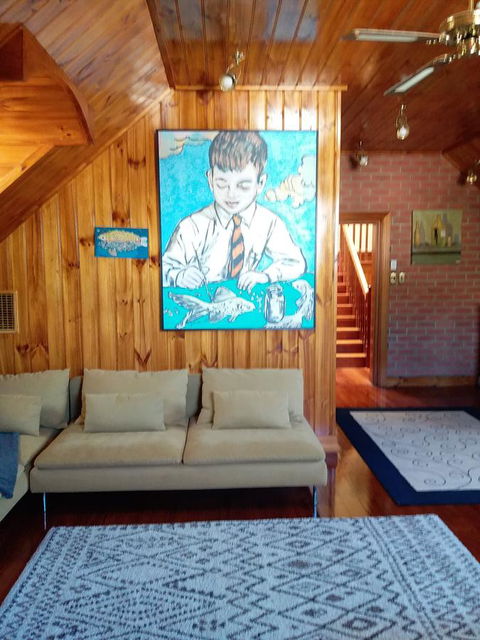 Grand Bluestone Mansion - Accommodation Rockhampton 20