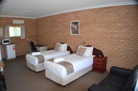 Deer Park Motor Inn Armidale - Accommodation Rockhampton 3