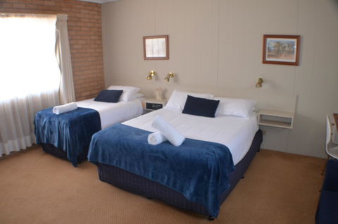 Deer Park Motor Inn Armidale - Accommodation Rockhampton 2