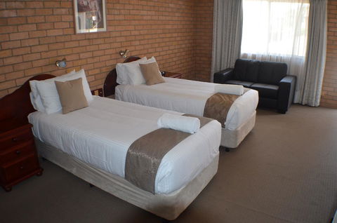 Deer Park Motor Inn Armidale - Accommodation Rockhampton 4