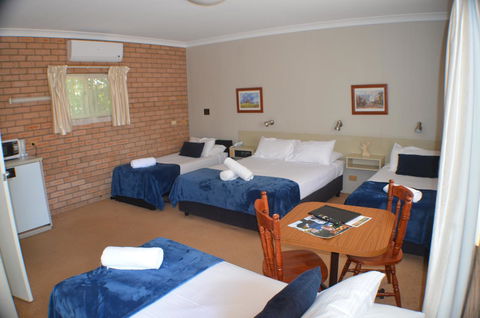 Deer Park Motor Inn Armidale - Accommodation Rockhampton 9