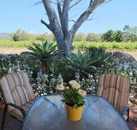 Linger Longer Vineyard - Accommodation Rockhampton