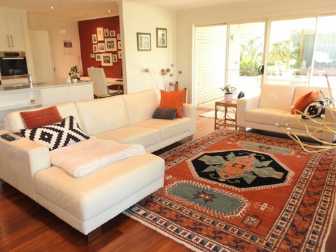 Sanctuary In The Valley - Accommodation Rockhampton 0