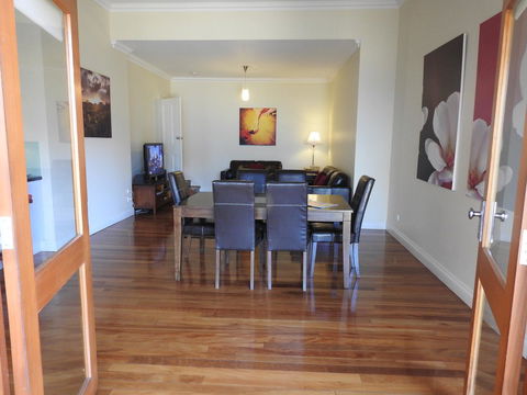 A Secret Garden - Accommodation Rockhampton 16