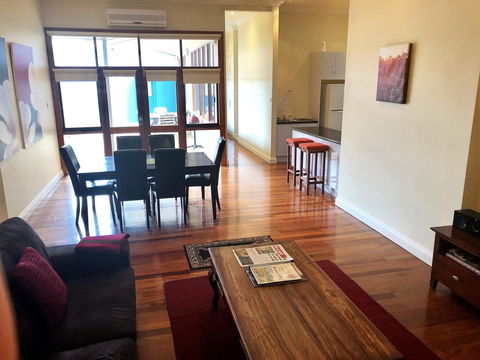 A Secret Garden - Accommodation Rockhampton 5