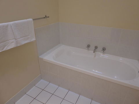 A Secret Garden - Accommodation Rockhampton 18