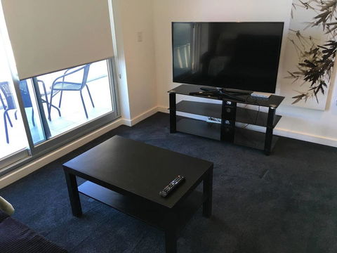 Luxury City Apt With Pool, Gym, Spa, Netflix - Accommodation Rockhampton 21