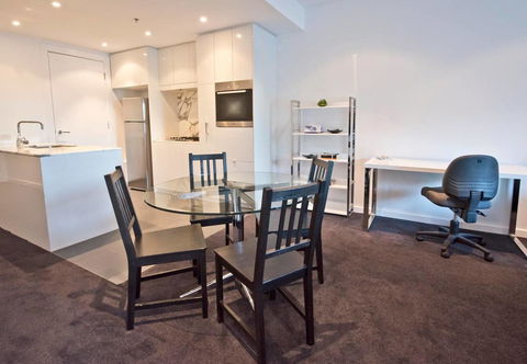 Luxury City Apt With Pool, Gym, Spa, Netflix - Accommodation Rockhampton 0