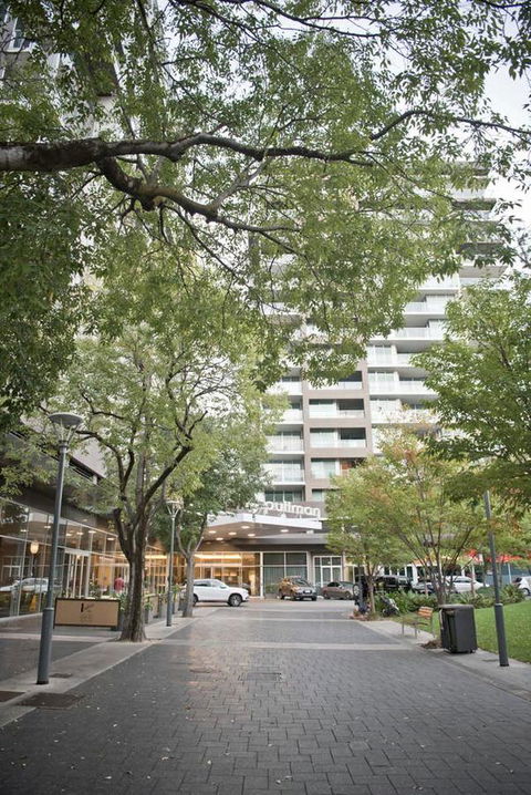 Luxury City Apt With Pool, Gym, Spa, Netflix - Accommodation Rockhampton 26