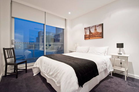 Luxury City Apt With Pool, Gym, Spa, Netflix - Accommodation Rockhampton 2