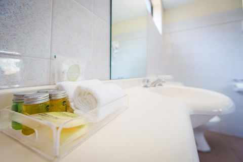 Abcot Inn - Accommodation Rockhampton 6