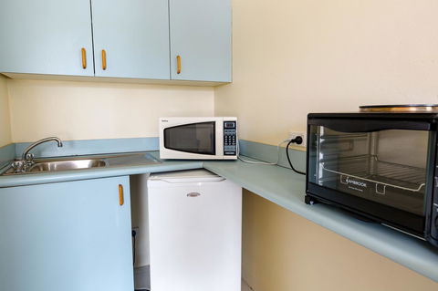 Abcot Inn - Accommodation Rockhampton 4