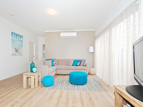 Seas The Day - Accommodation Rockhampton 7
