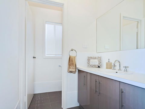 Seas The Day - Accommodation Rockhampton 10